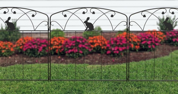 Rabbit and Leaves Border Fence Panel, Black 92x92 cm